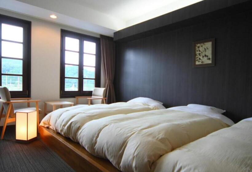 غرفة قياسية ثلاثية, Nikko Station Hotel Classic