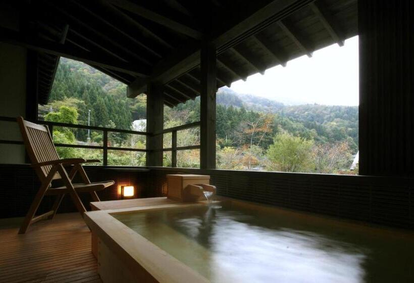 スタンダード4人部屋, Syoubun