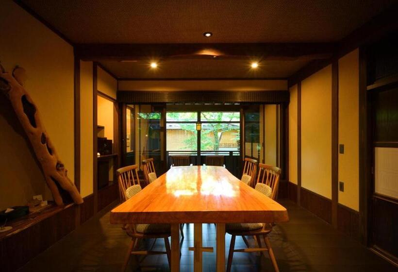 スタンダード4人部屋, Syoubun