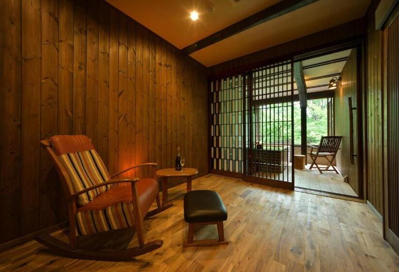 スタンダード4人部屋, Syoubun