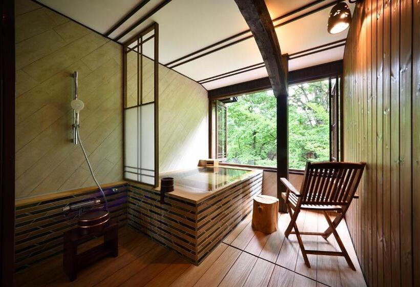 スタンダード4人部屋, Syoubun