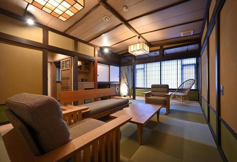 スタンダード4人部屋, Syoubun