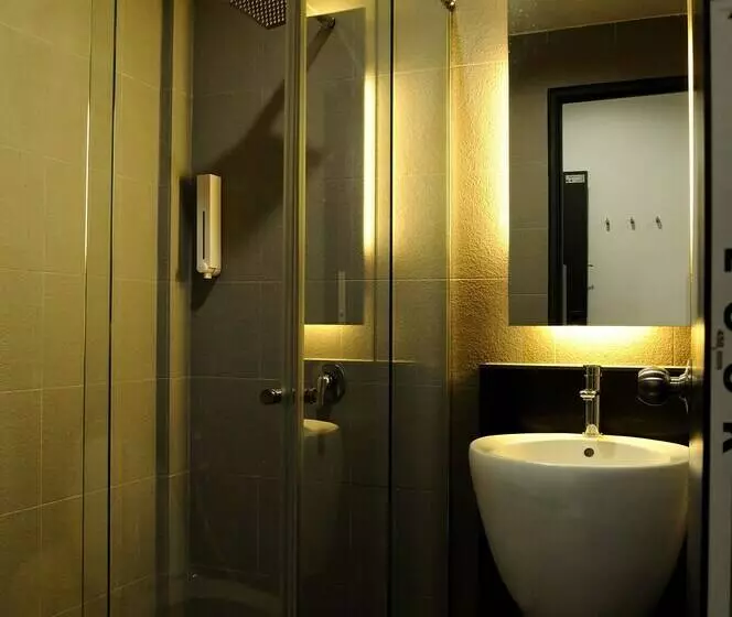 اتاق پرمیوم, T+ Hotel Sungai Korok