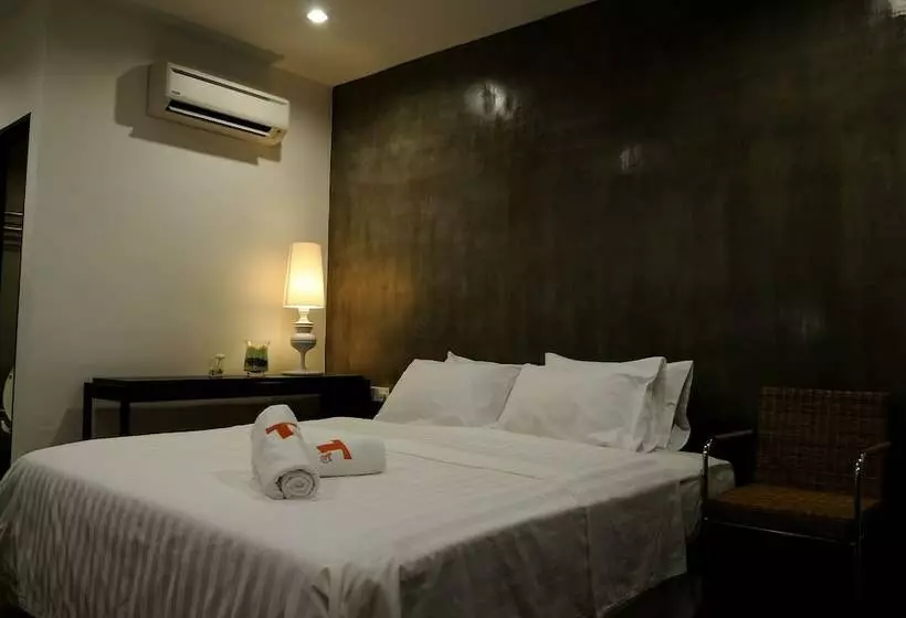 اتاق استاندارد, T+ Hotel Sungai Korok