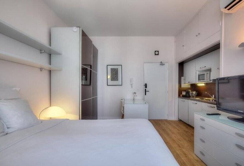Executive-studio, Maison Lamartine   Nice