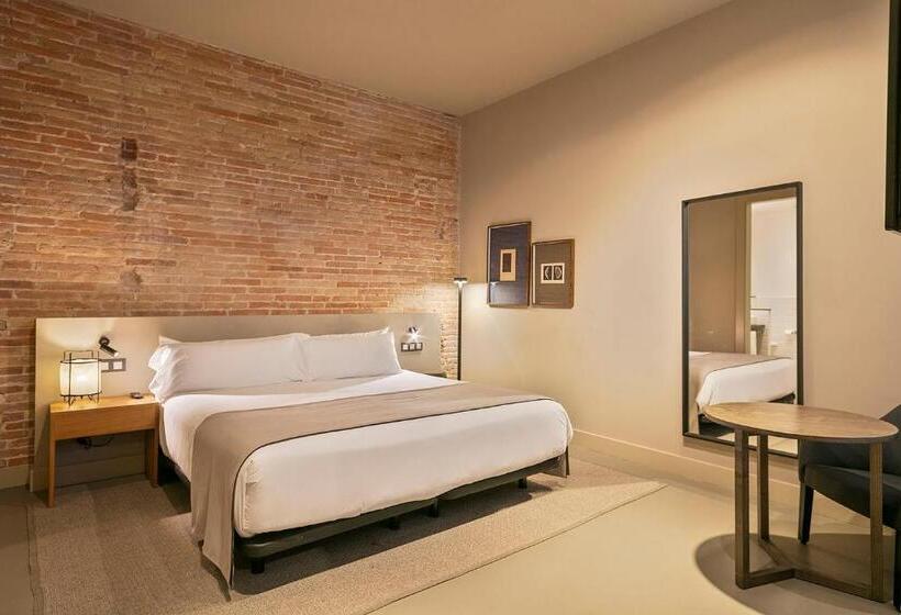 Номер Стандарт, Uma Suites Pau Claris