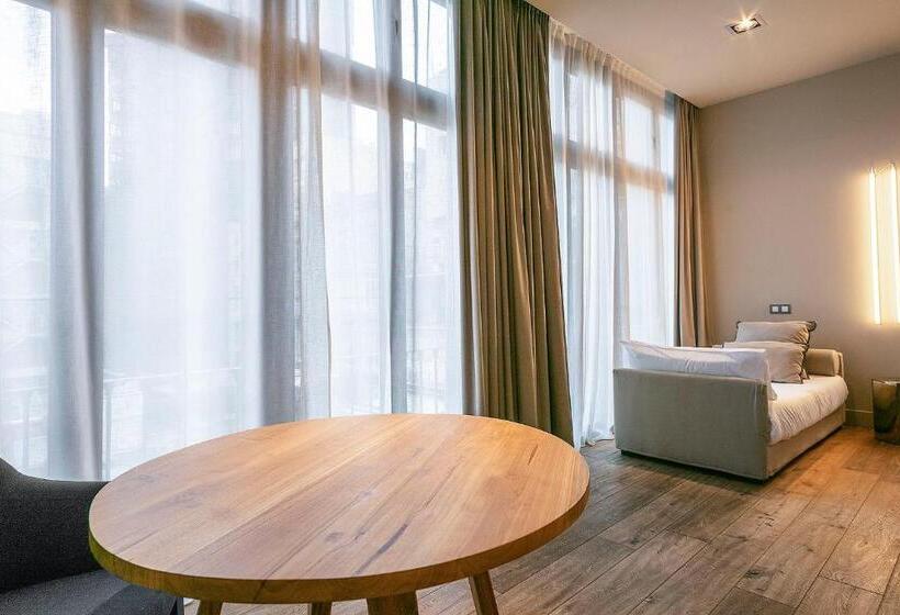 Номер Superior, Uma Suites Pau Claris