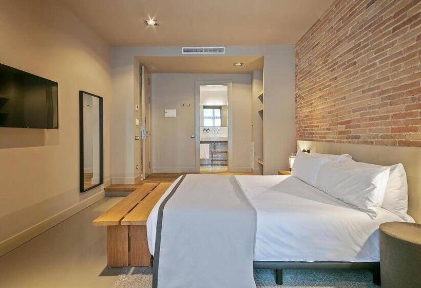 Номер Superior, Uma Suites Pau Claris