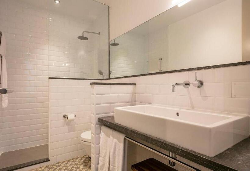 Номер Superior, Uma Suites Pau Claris