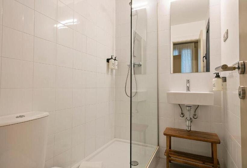 Семейный Номер, Uma Suites Pau Claris