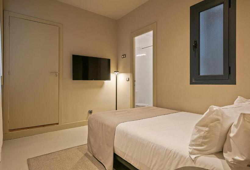 Семейный Номер, Uma Suites Pau Claris