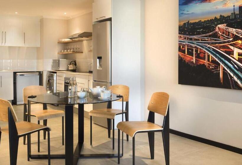 ２ベッドルームアパートメント, Max Executive Apartments