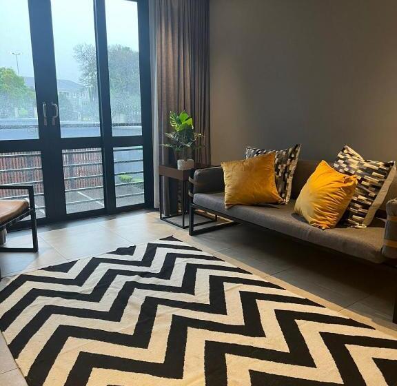 2ベッドルームアパートメント, Max Executive Apartments