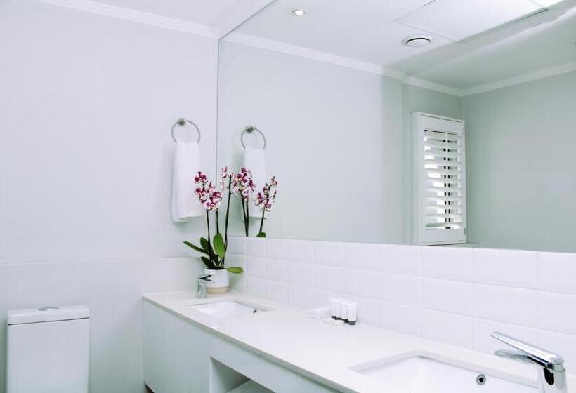 ３ベッドルームアパートメント, Max Executive Apartments