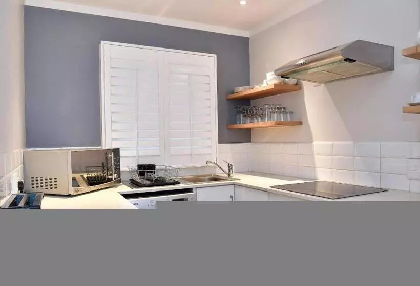 3ベッドルームアパートメント, Max Executive Apartments