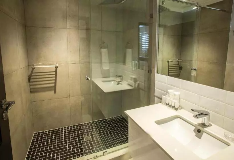 ガーデンビューの2ベッドルームアパート, Max Executive Apartments