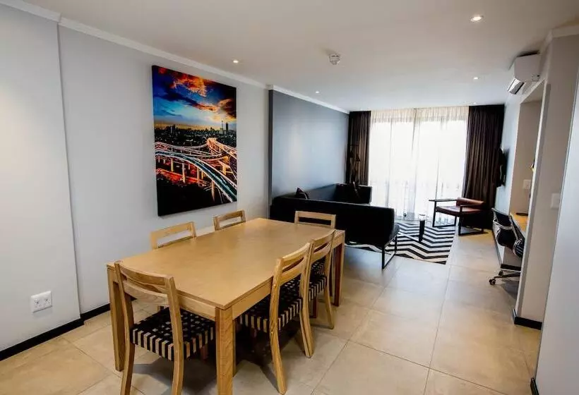 3ベッドルームアパートメント, Max Executive Apartments