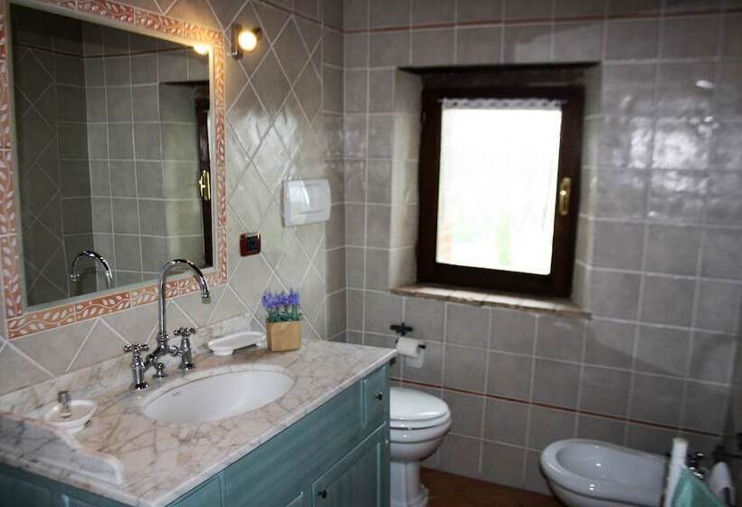 דירת 4 חדרים, Agriturismo Materno