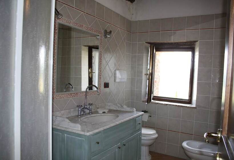 דירת 4 חדרים, Agriturismo Materno