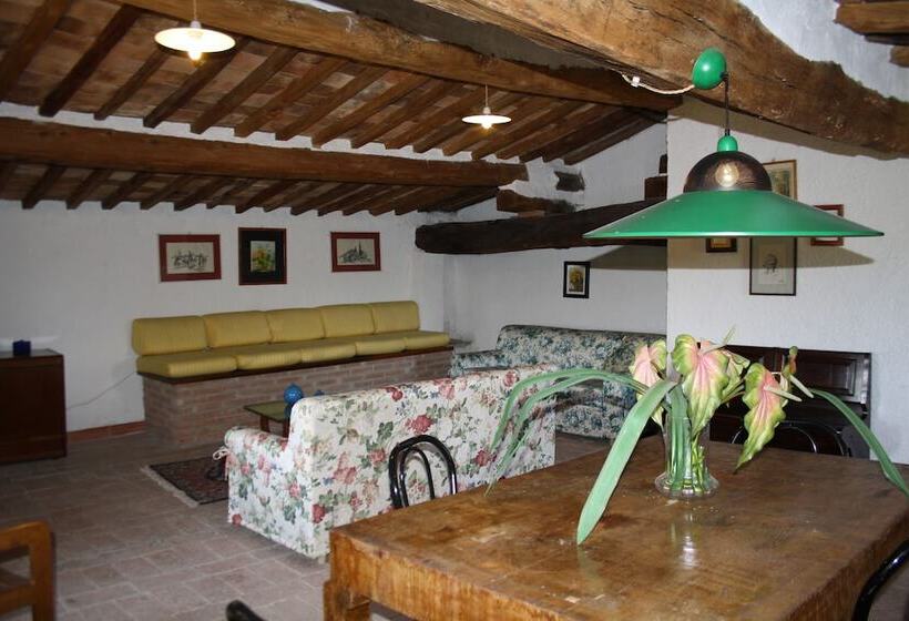 דירת 4 חדרים, Agriturismo Materno