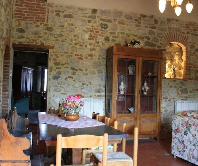 דירת 4 חדרים, Agriturismo Materno