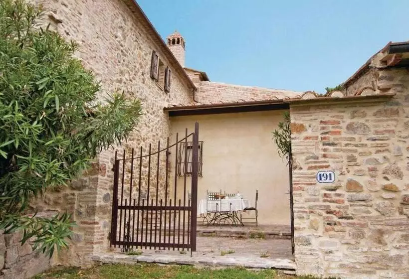 庭の見える１ベッドルームアパートメント, Agriturismo Materno