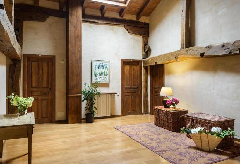 Pokój Standard, Akerreta