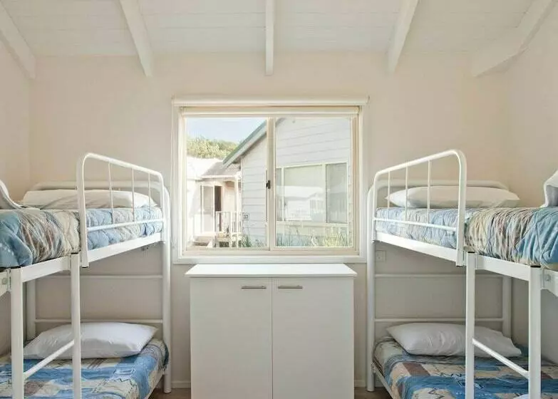 キャビン, Blue Lagoon Beach Resort