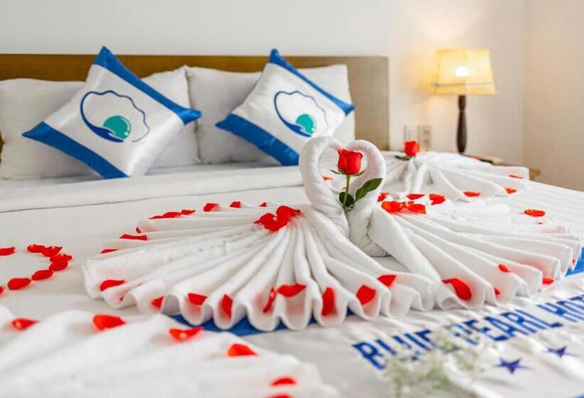 سوییت با چشمانداز دریا, Blue Pearl