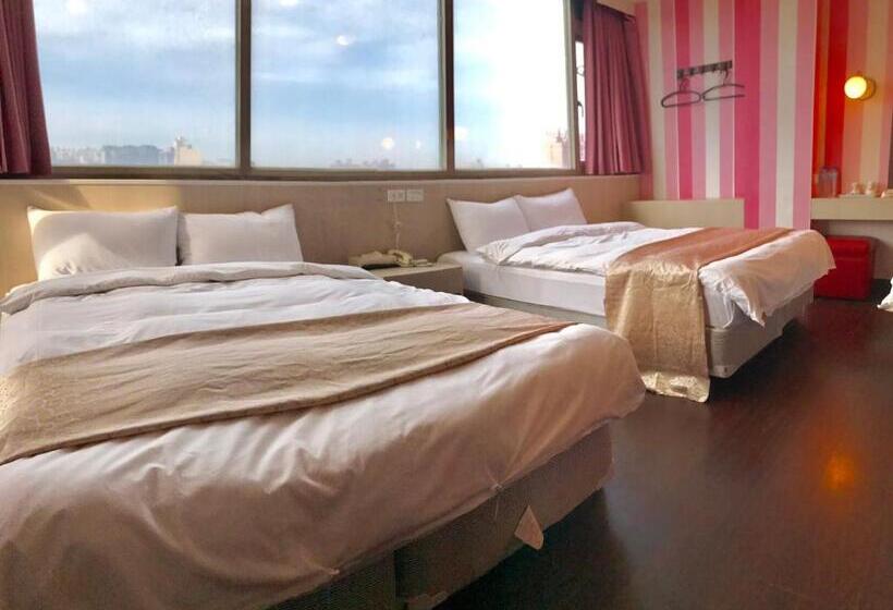 اتاق کلاسیک چهارنفره, Chang Ti Metropolis Commercial