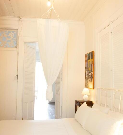 3 Bedroom Suite, Florita