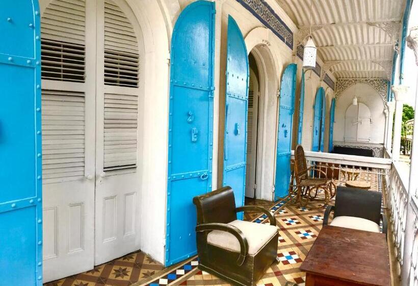 Standard Værelse, Florita