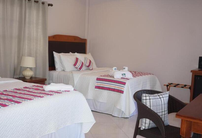 Люкс Кровать Квин, La Isla Resort