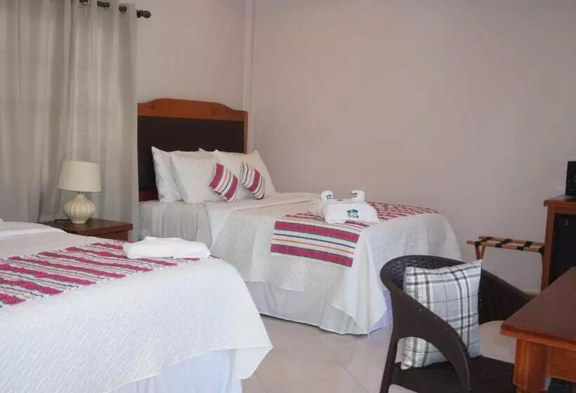 Suite Queen Bed, La Isla Resort