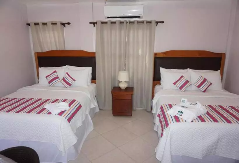 Suite Queen Bed, La Isla Resort
