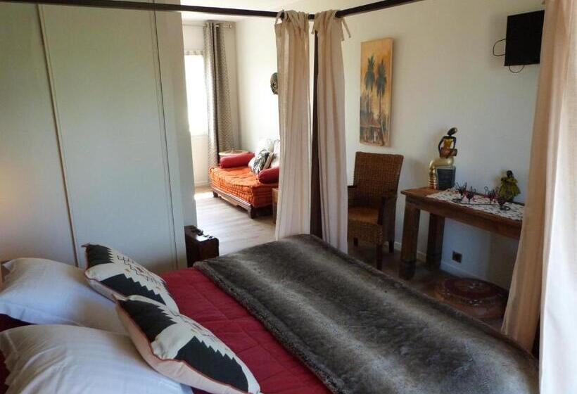 Номер Стандарт, Le Domaine Du Terroir à 5 Minutes Des Grottes De Lascaux