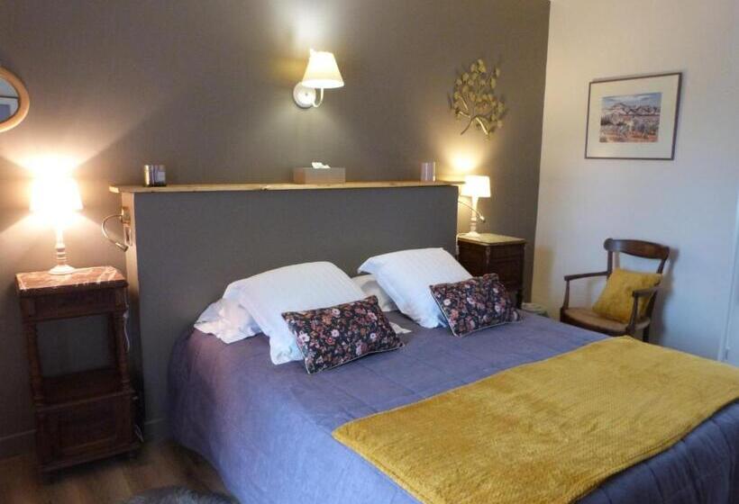 Номер Стандарт Трехместный, Le Domaine Du Terroir à 5 Minutes Des Grottes De Lascaux