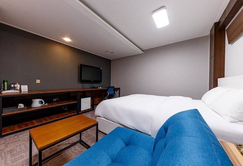 Номер Superior, Rex