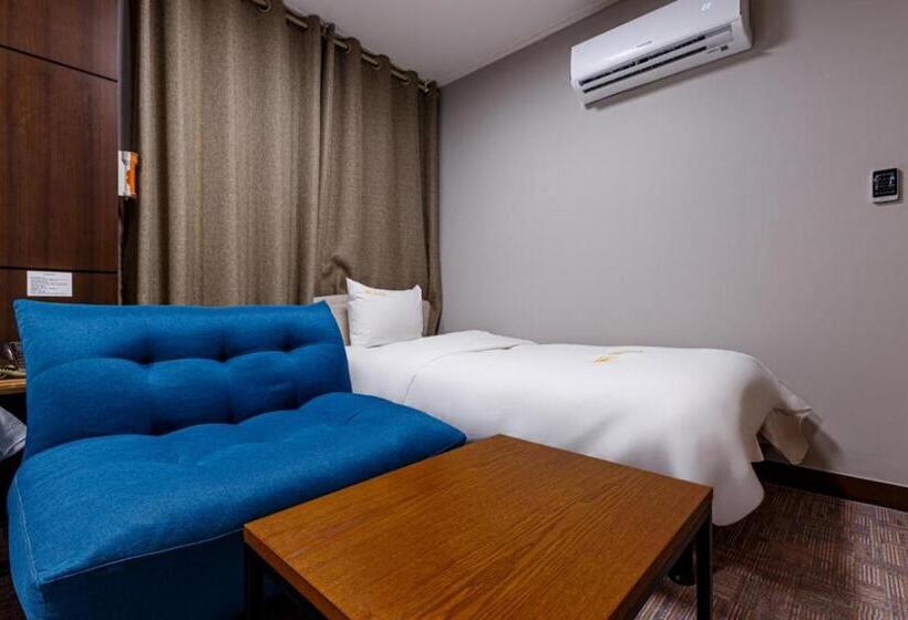 Номер Superior, Rex