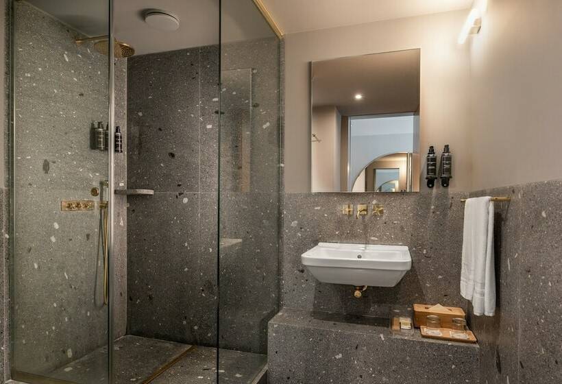 חדר קומפורט, Eurostars Santa Luzia