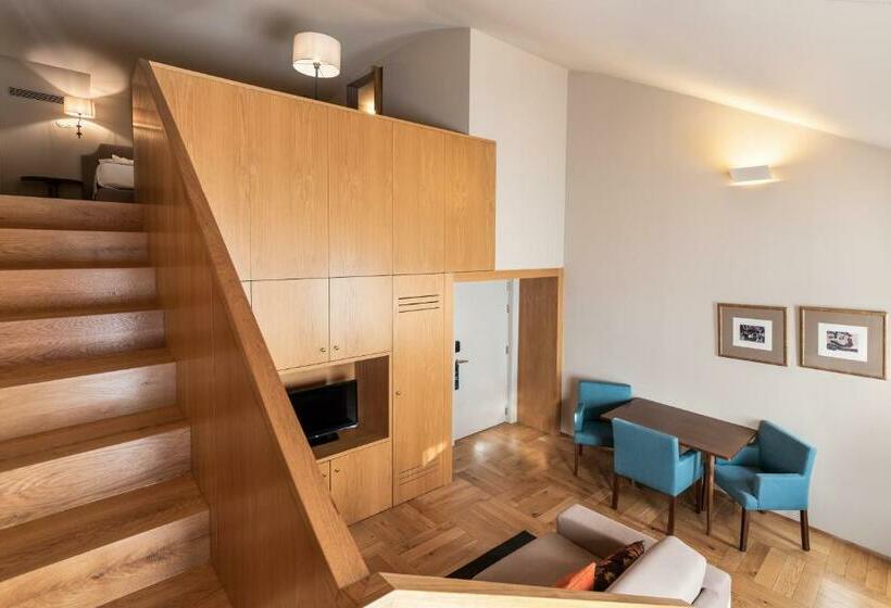 סוויטה, Eurostars Santa Luzia