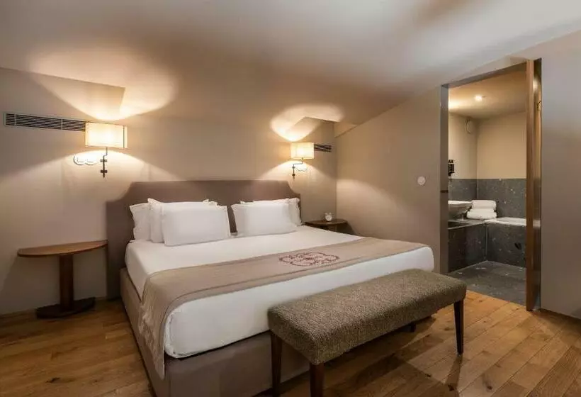 سوییت, Eurostars Santa Luzia