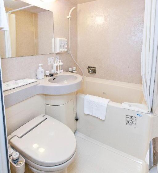 غرفة إقتصادية, Sotetsu Fresa Inn Tokyo Tamachi