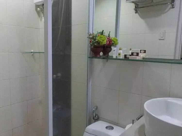 اتاق لوکس, The Suites At Calle Nueva