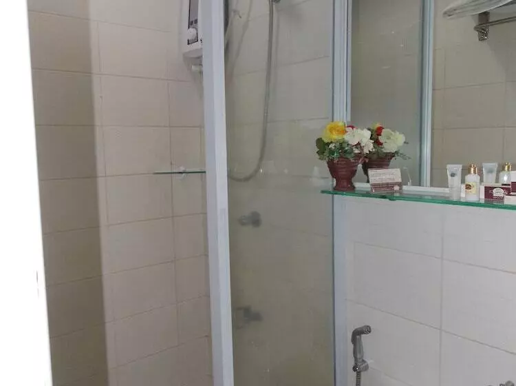 اتاق لوکس, The Suites At Calle Nueva