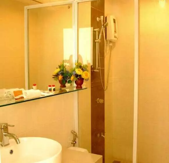 اتاق لوکس, The Suites At Calle Nueva