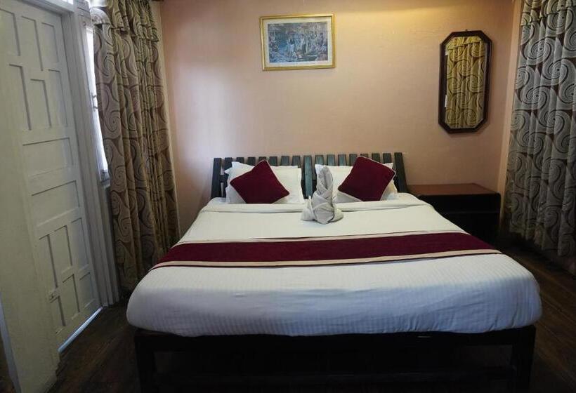 اتاق اکونومی, Travelers Home