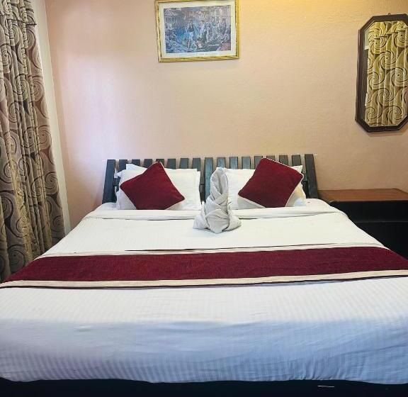 اتاق استاندارد یک نفره, Travelers Home