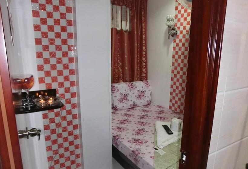 اتاق استاندارد یک نفره, Marrigold Hostel