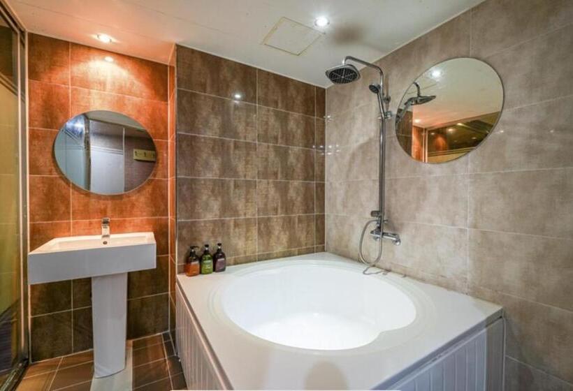 标准间, June Haeundae